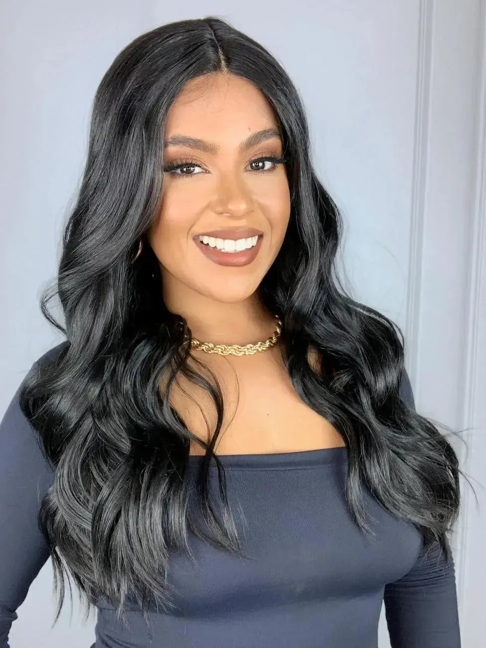 Lace Front Lamy Preta Ondulada