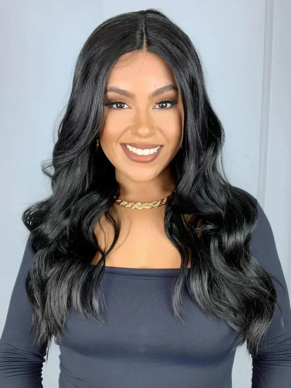 Lace Front Lamy Preta Ondulada