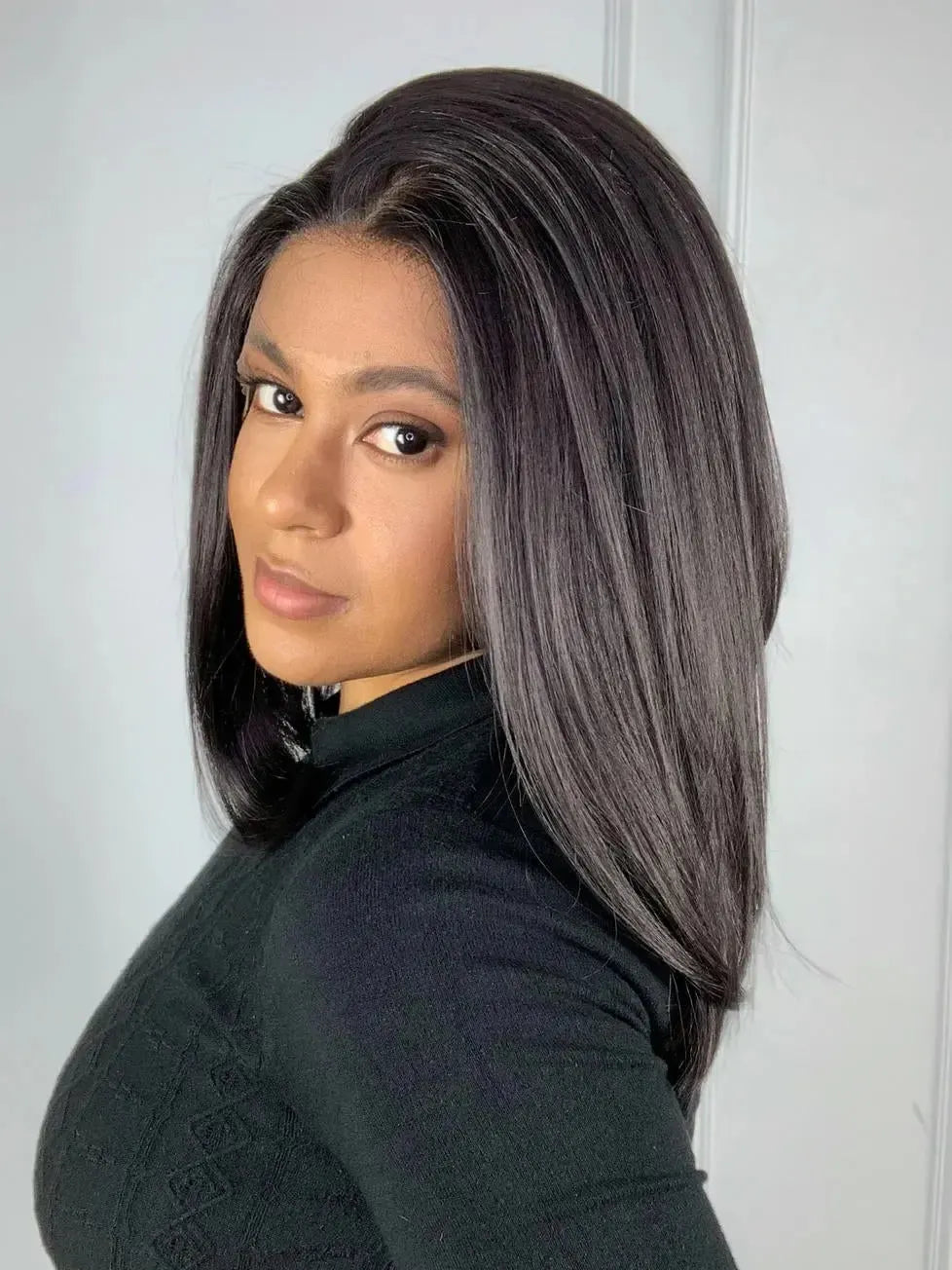 Lace Front Tela HD Lovenna Castanho Escuro - Repartição Livre 13x4