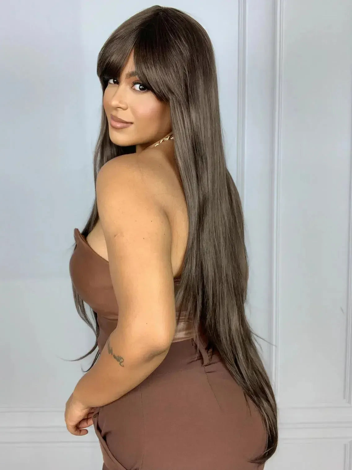 Peruca Rebecca Castanho Franja 90cm